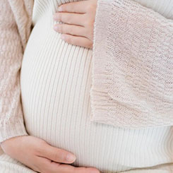 黄仁勋🏎甚至亲自审核员😞🐴工薪酬🛋：“在每🏢重庆助孕机构个周期🤫🇸🇩